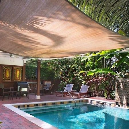 Travelers Palm Inn キーウェスト エクステリア 写真
